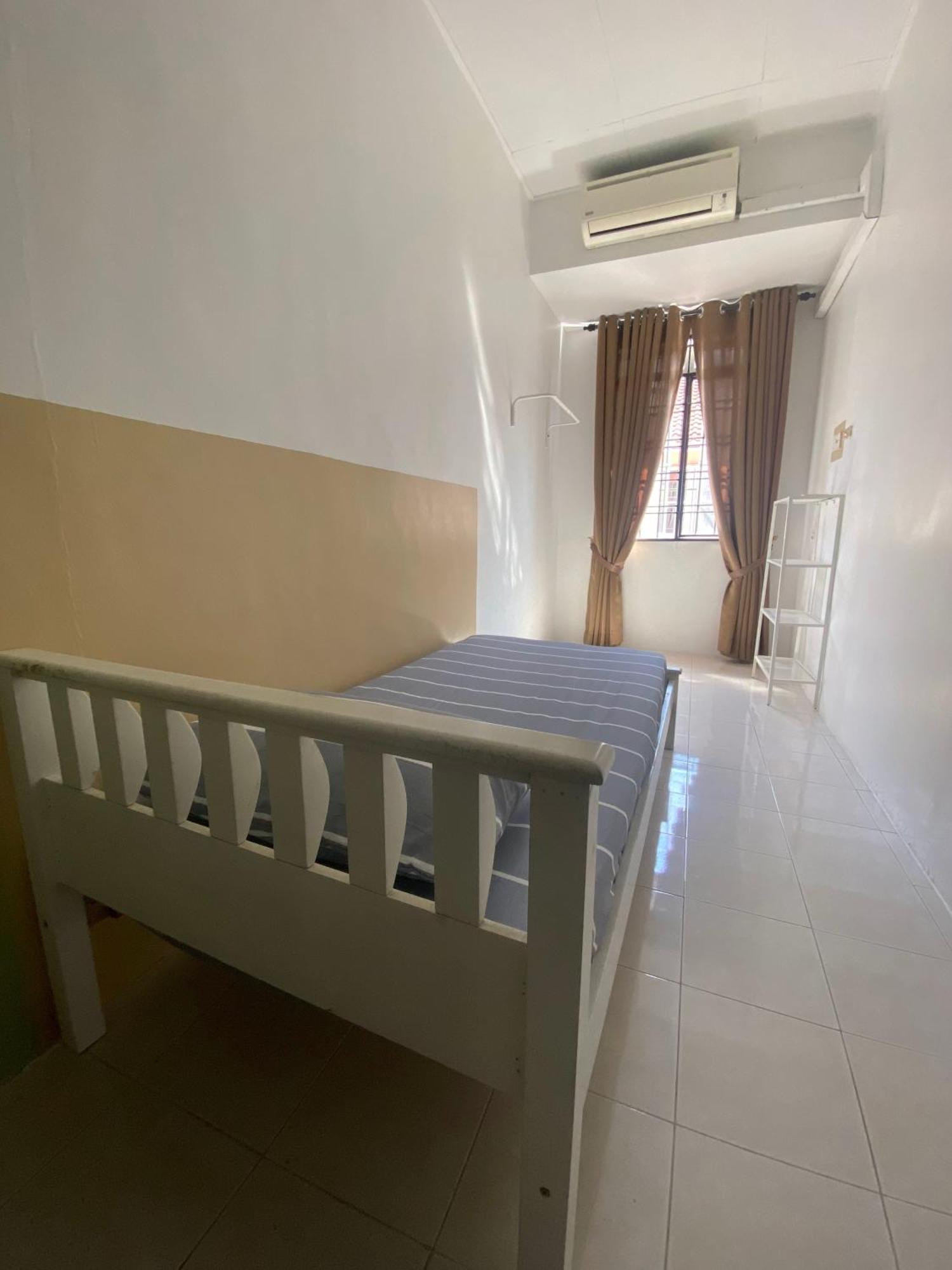 Comfy Sutera Seberang Jaya Villa Kampong Belah Dua Exteriör bild