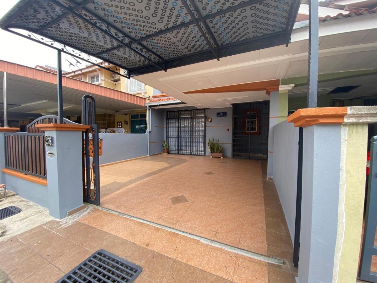 Comfy Sutera Seberang Jaya Villa Kampong Belah Dua Exteriör bild