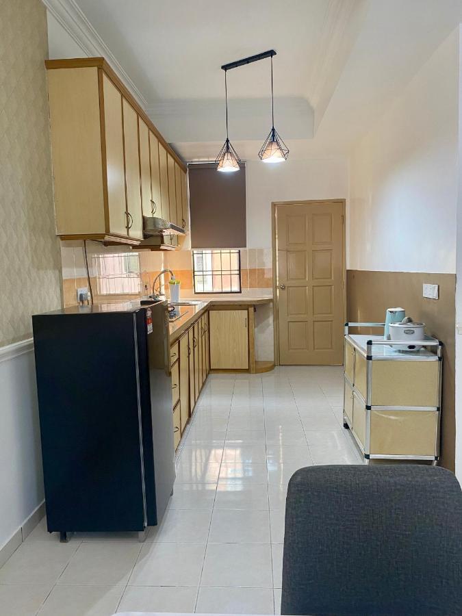 Comfy Sutera Seberang Jaya Villa Kampong Belah Dua Exteriör bild