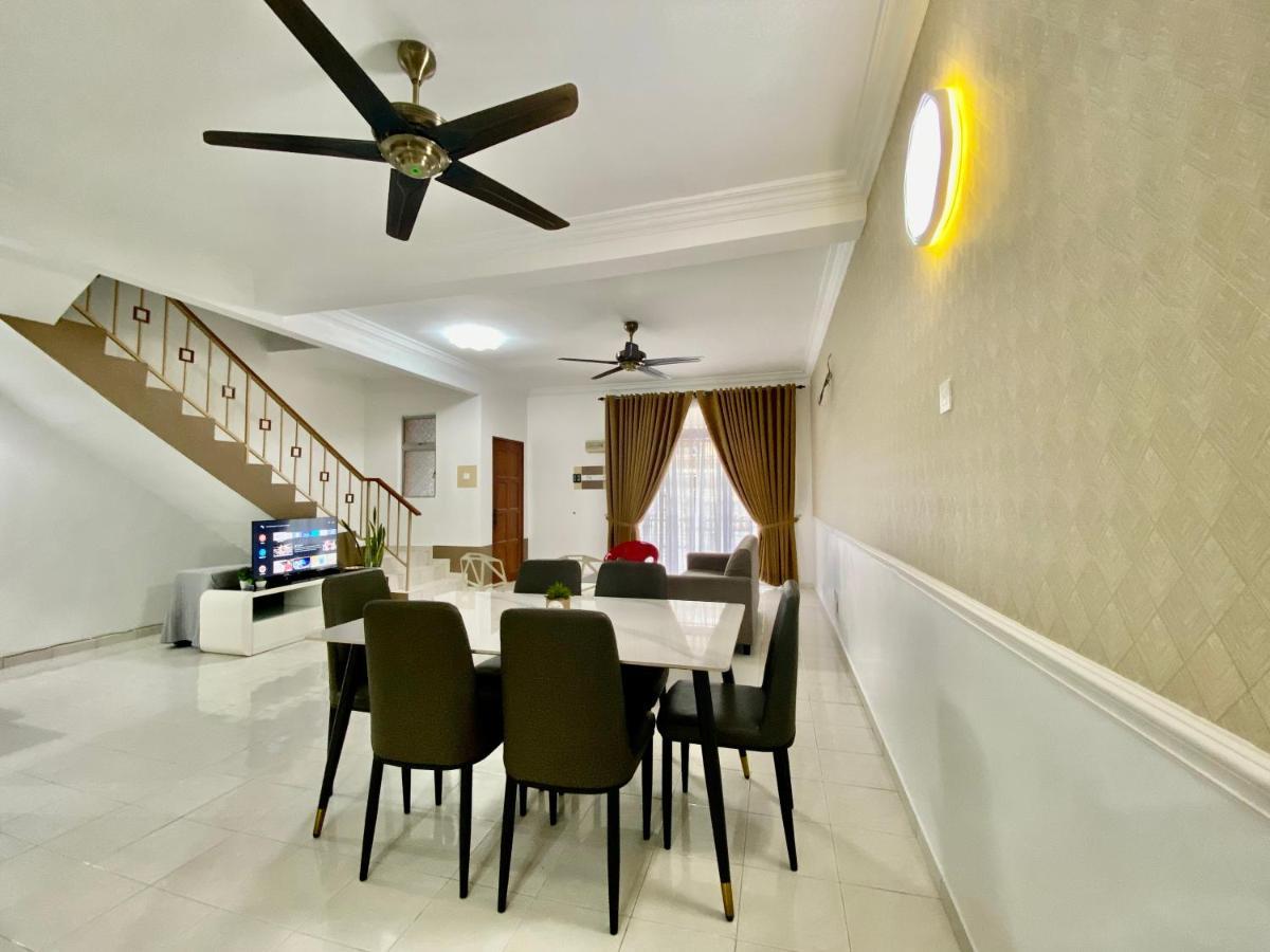 Comfy Sutera Seberang Jaya Villa Kampong Belah Dua Exteriör bild